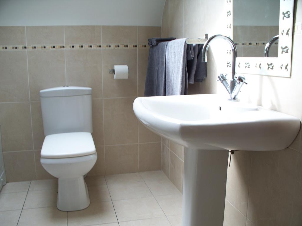 Blackberry Lodge Accommodation Doolin Oda fotoğraf