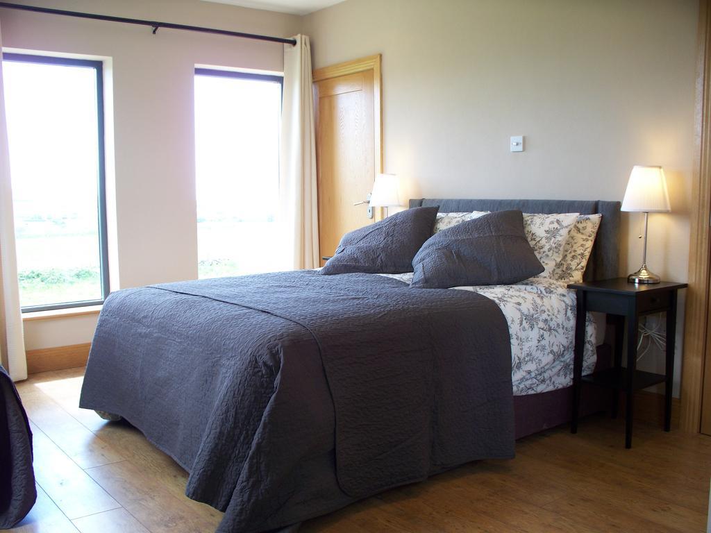 Blackberry Lodge Accommodation Doolin Oda fotoğraf