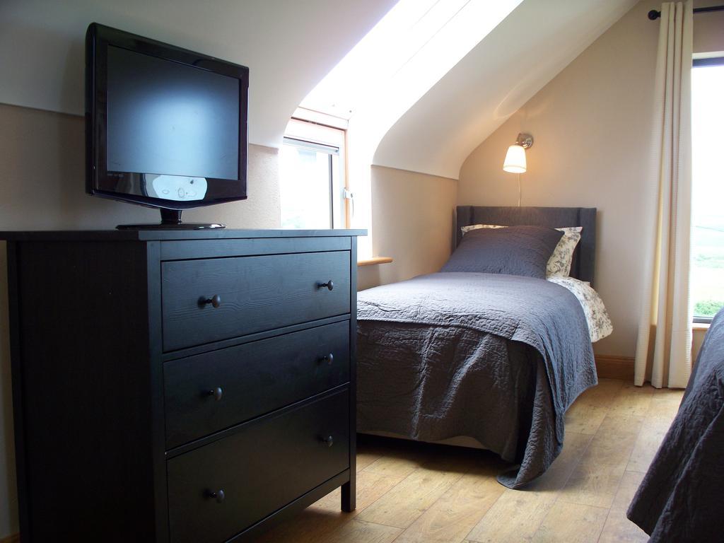 Blackberry Lodge Accommodation Doolin Dış mekan fotoğraf